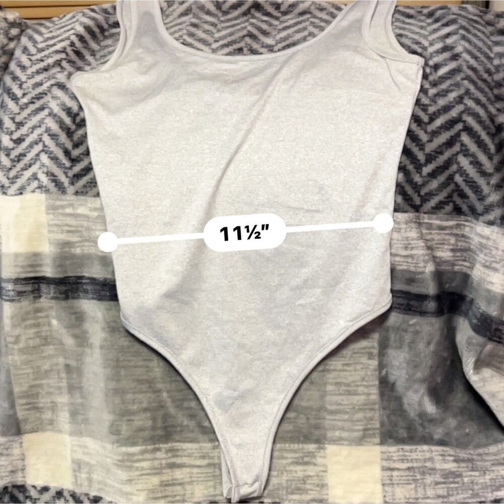 Daisy Gray Ribbed Bodysuit Large Snap Crotch Tank - Picture 7 of 9